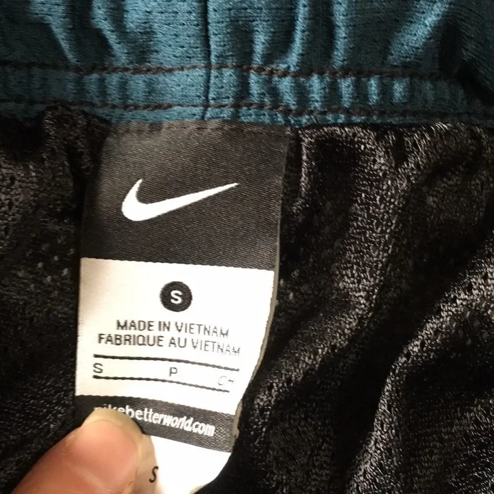 Nike euc see
